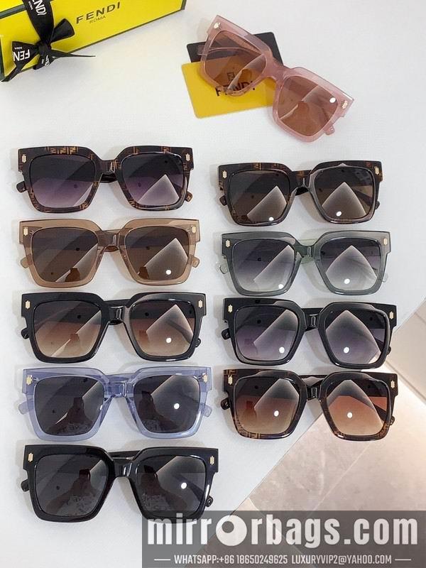 Fendi Glasses smh35