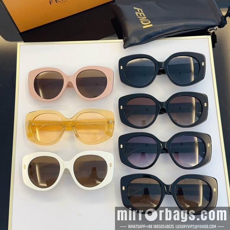 Fendi Glasses smx150