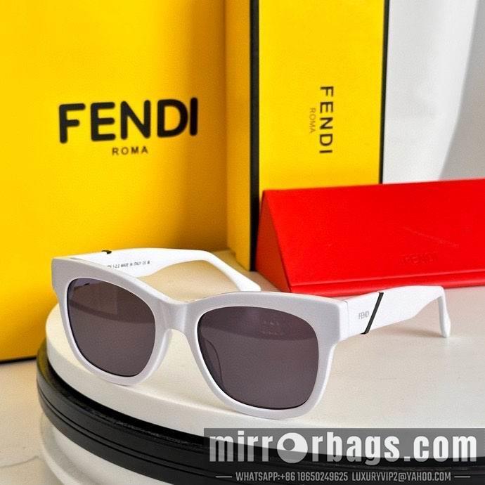 Fendi Glasses smx160