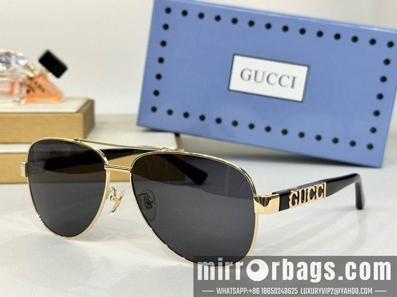 Gucci Glasses smx215