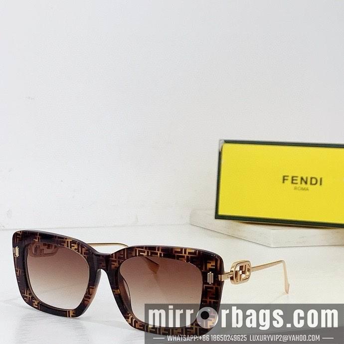 Fendi Glasses smx40
