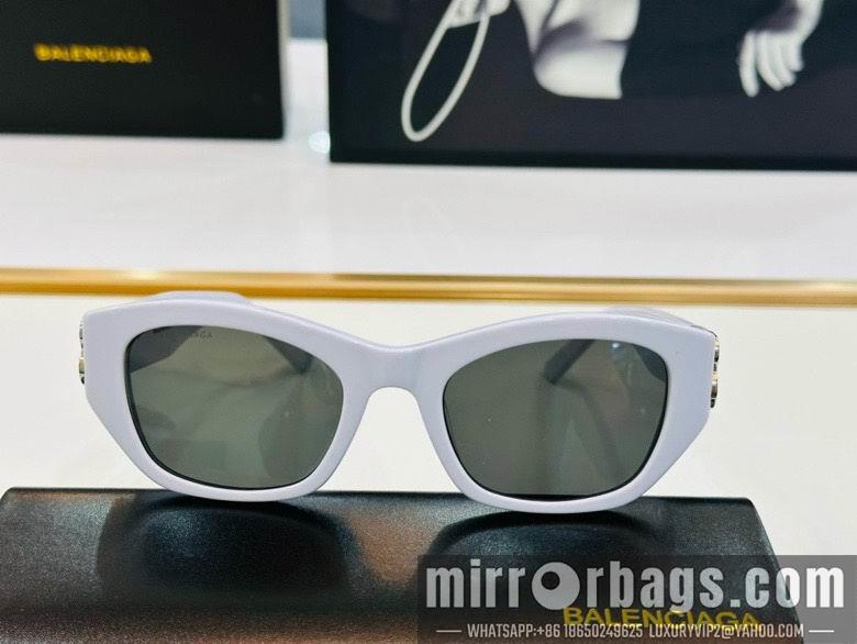 Balenciaga Glasses smx42