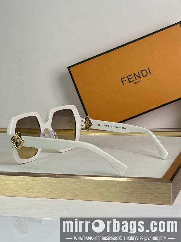 Fendi Glasses smh85