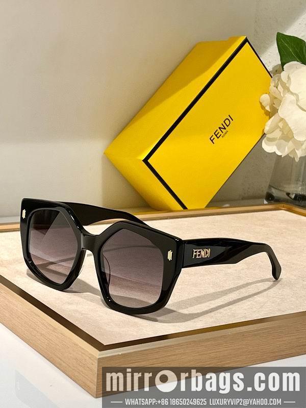 Fendi Glasses smx92