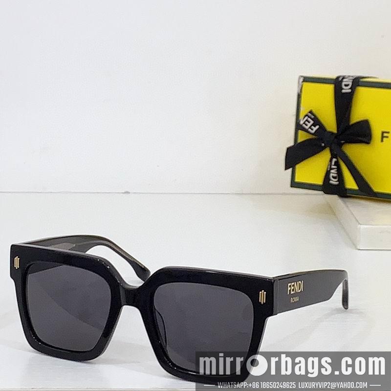 Fendi Glasses smh35