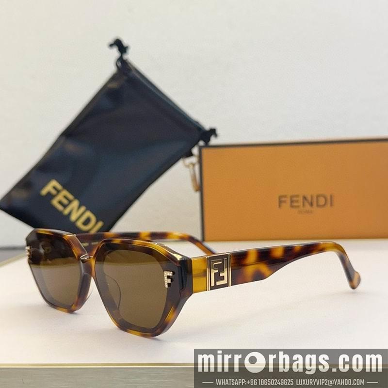 Fendi Glasses smx141