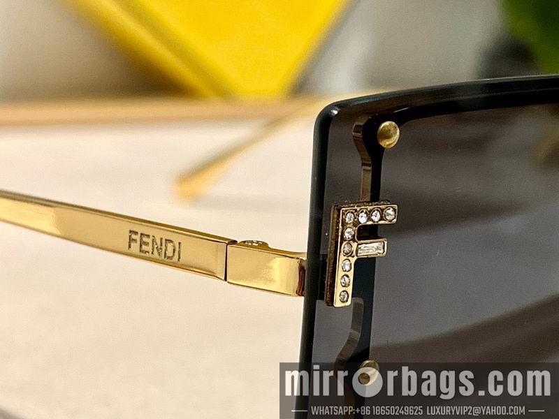 Fendi Glasses smx76