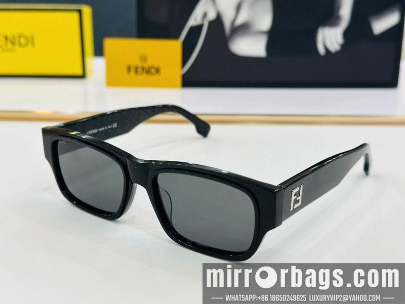 Fendi Glasses smh47