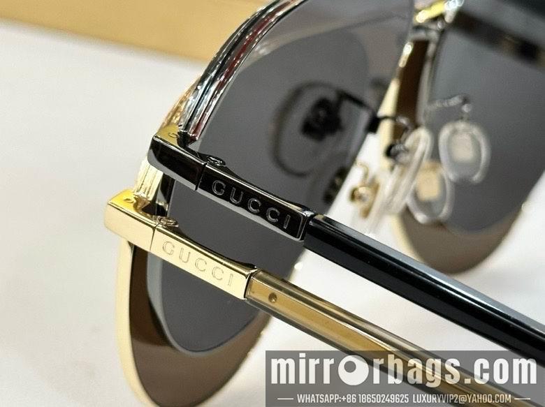Gucci Glasses smx216