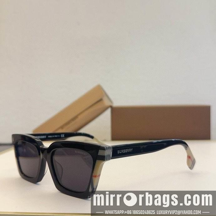 Burberry Glasses smx92