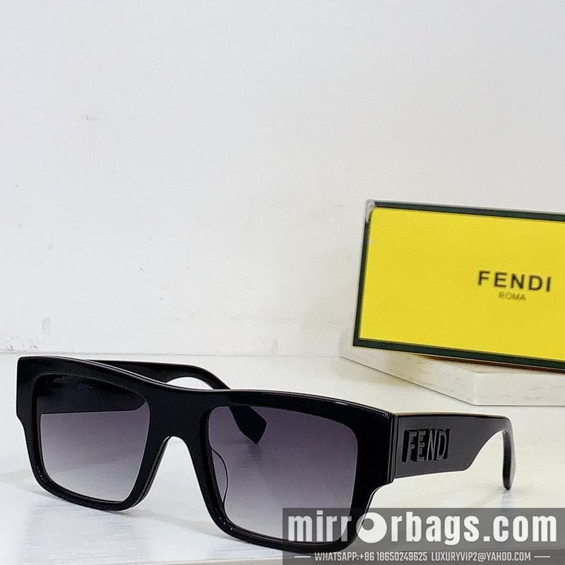 Fendi Glasses smx72
