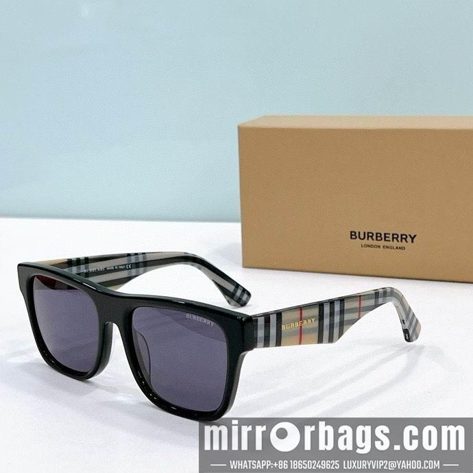 Burberry Glasses smx62