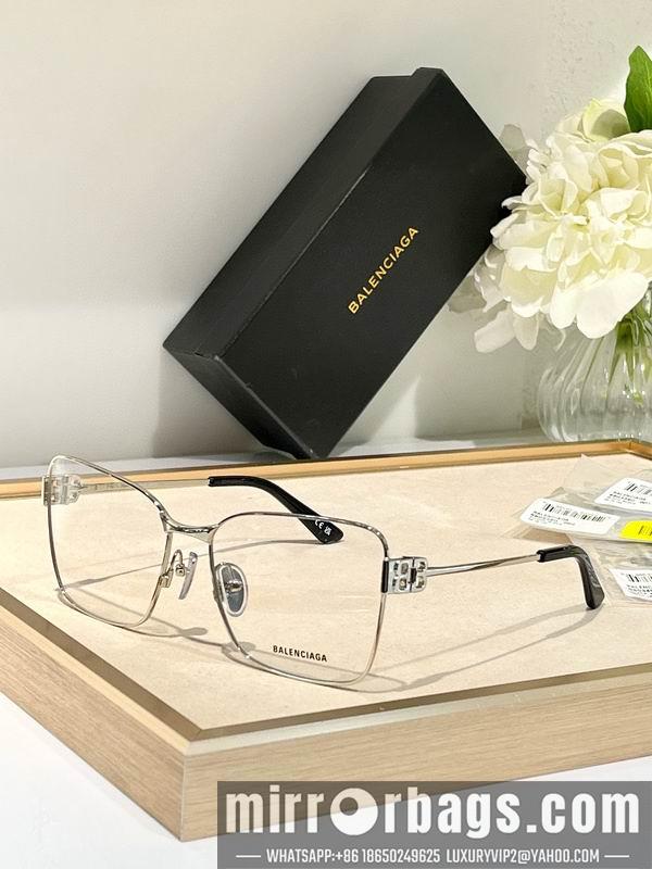 Balenciaga Glasses smx53