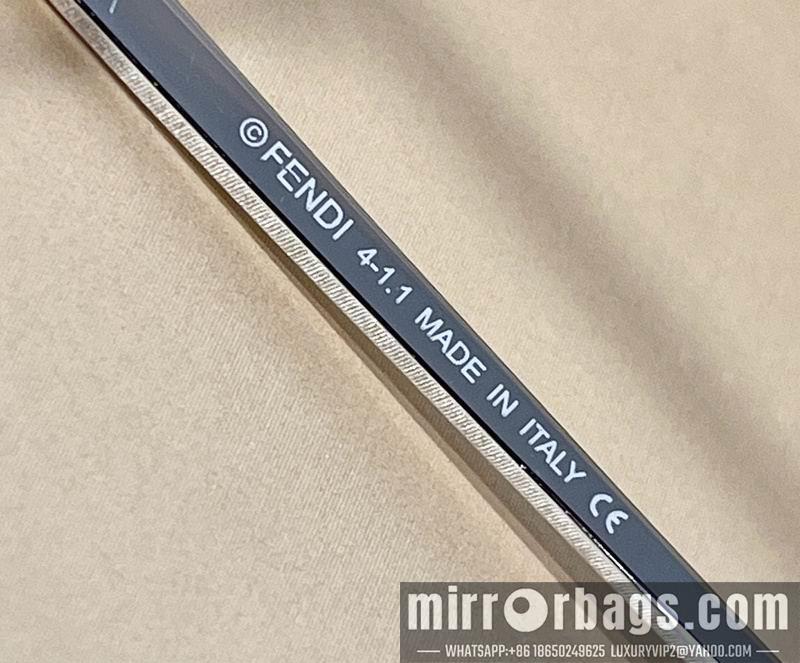 Fendi Glasses smx69