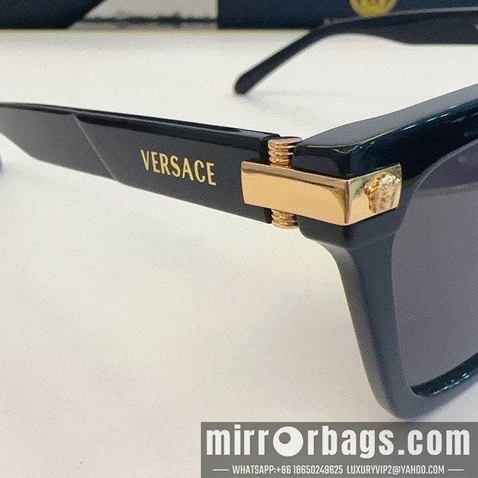 Versace Glaases smx183