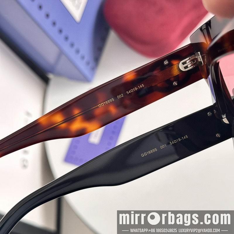 Gucci Glasses smh101