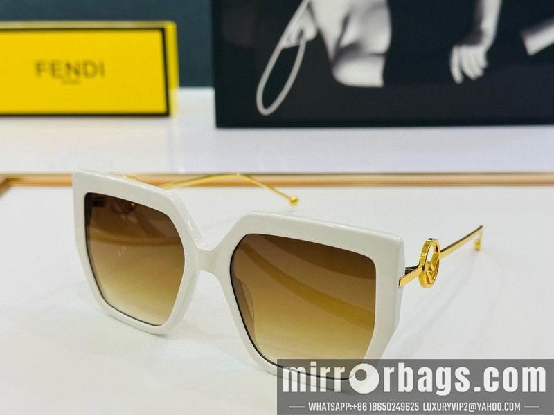 Fendi Glasses smh102