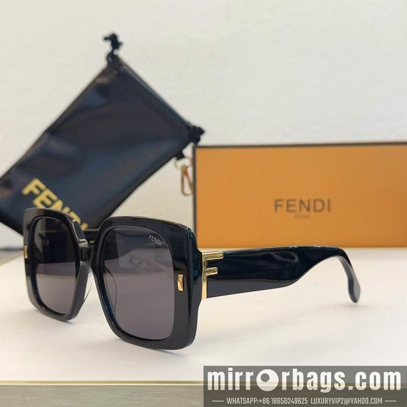 Fendi Glasses smx143