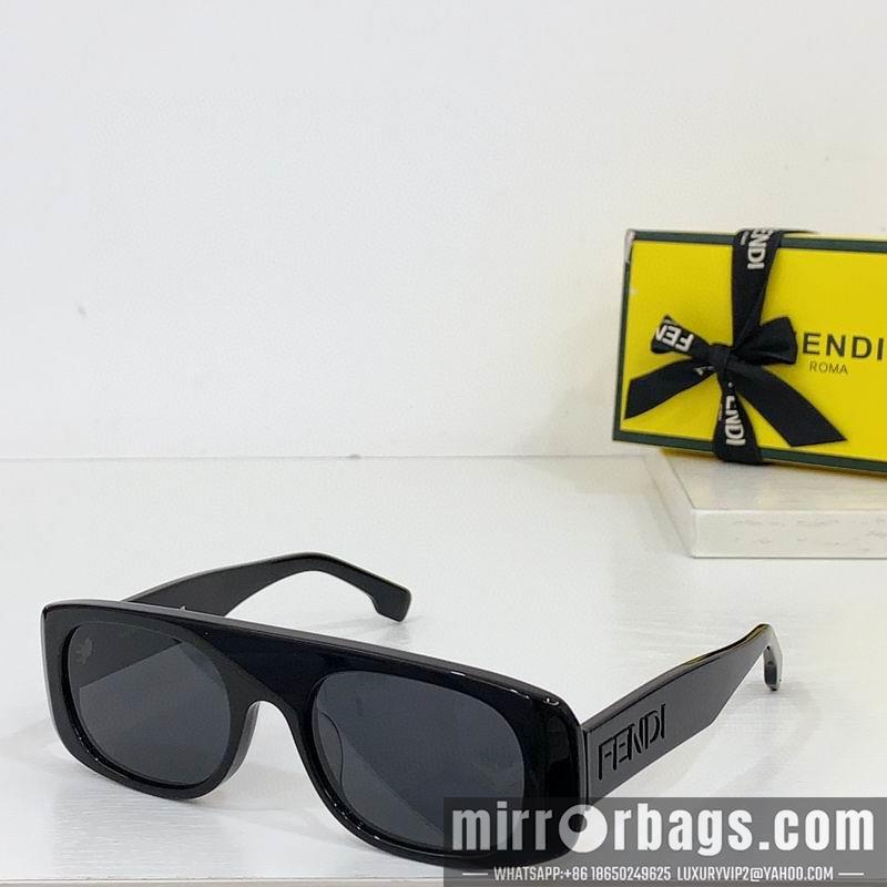Fendi Glasses smh28
