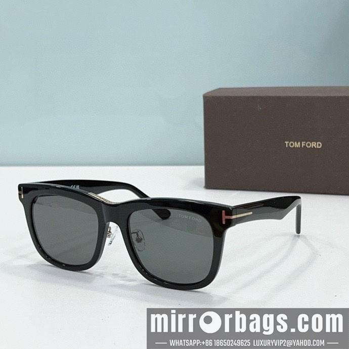 Tom Ford Glasses smx59