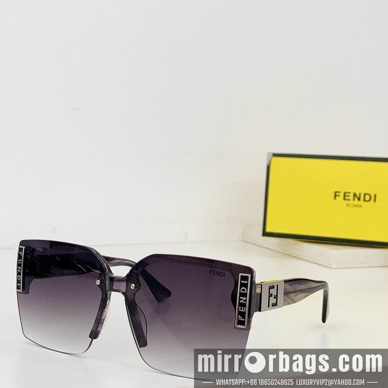 Fendi Glasses smx42