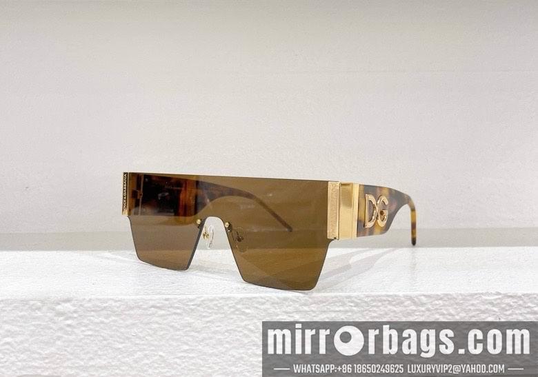 DG Glasses 010212