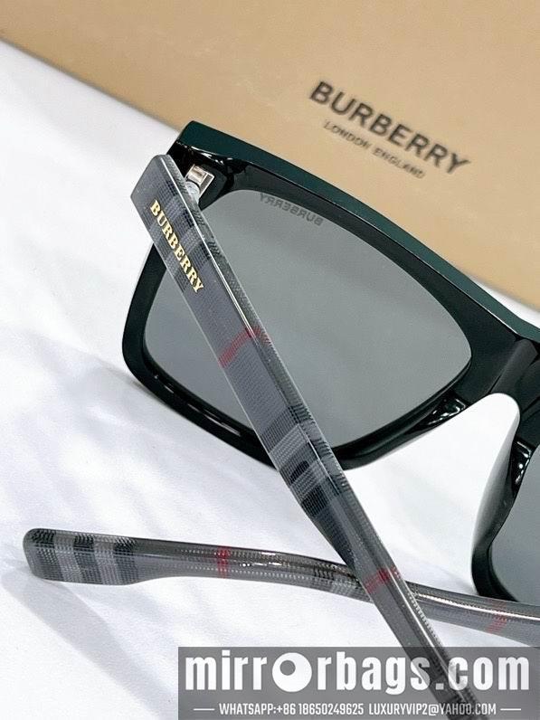 Burberry Glasses smx89