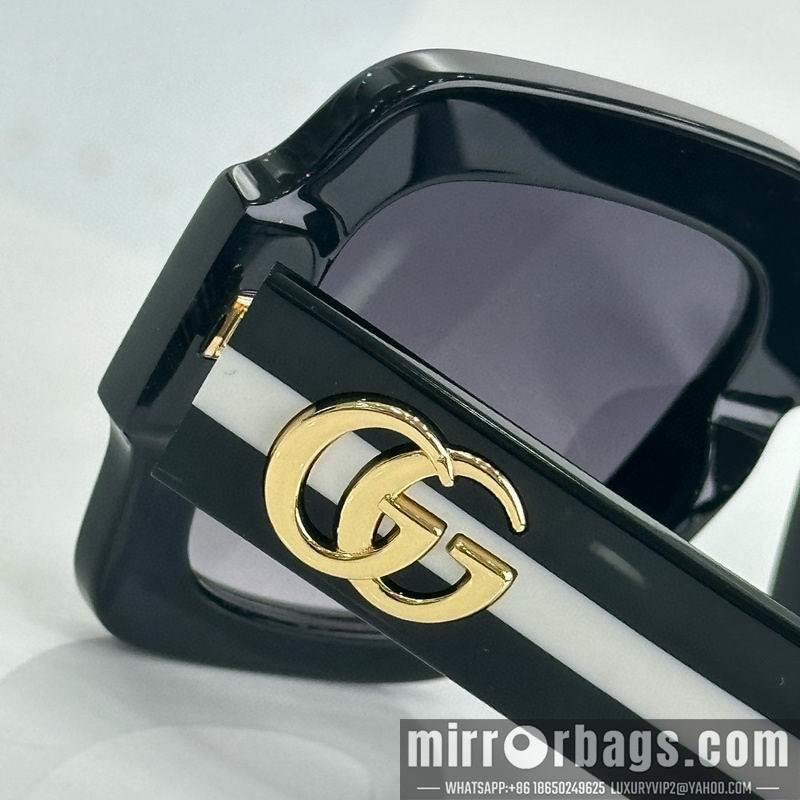 Gucci Glasses smx77