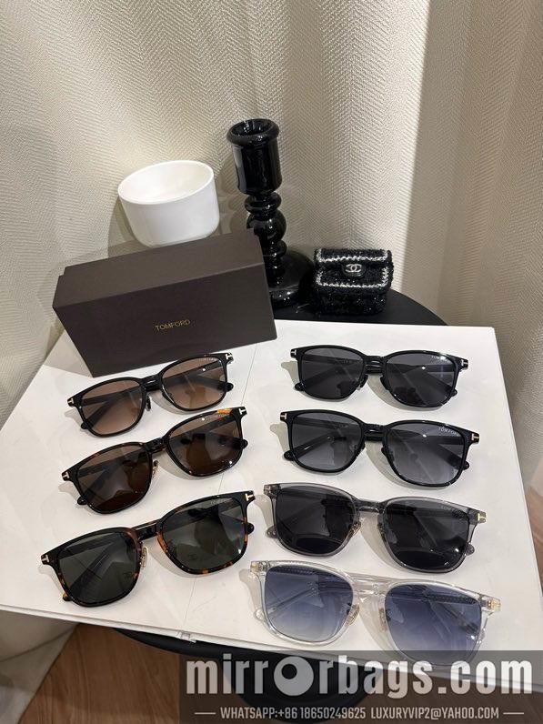 Tom Ford Glasses smx111