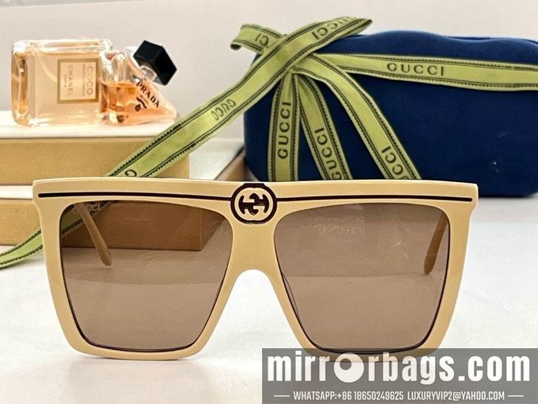 Gucci Glasses smx214