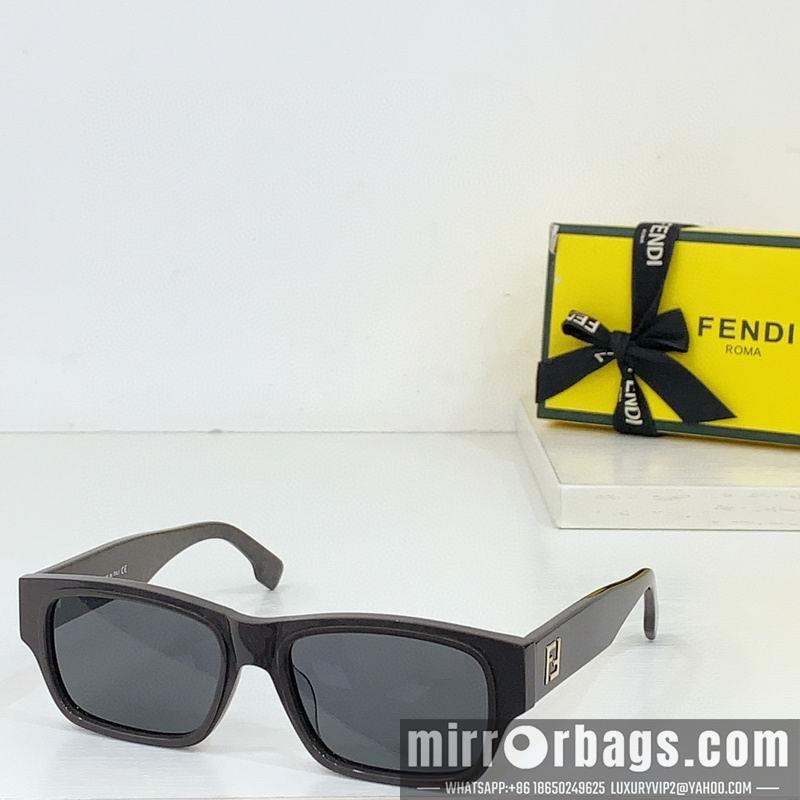Fendi Glasses smh80