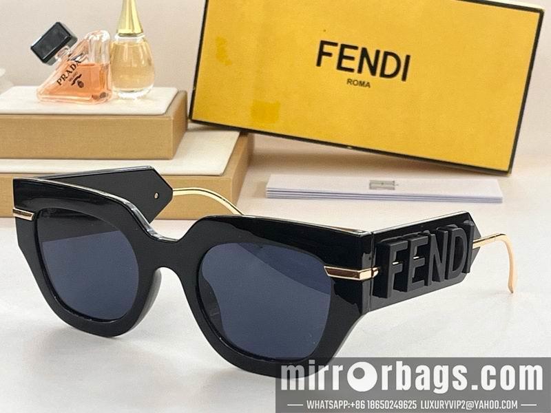 Fendi Glasses smx82