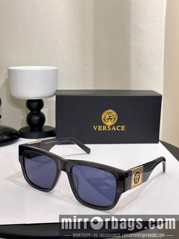 Versace Glaases smx121