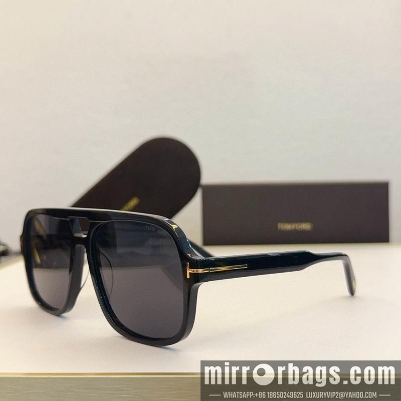 Tom Ford Glasses smx143
