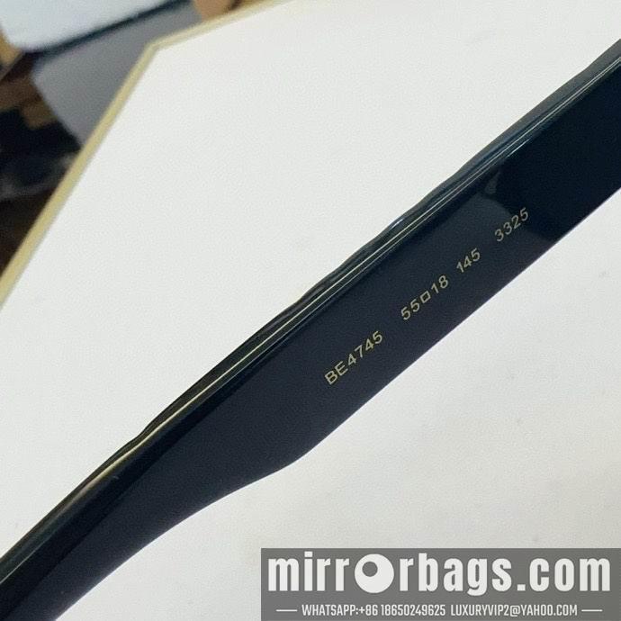 Burberry Glasses smx68