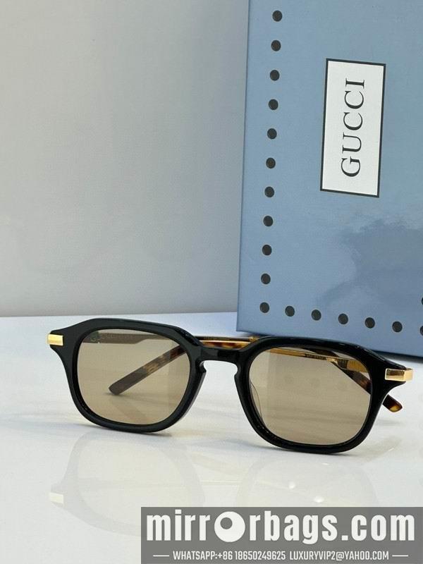 Gucci Glasses smh50