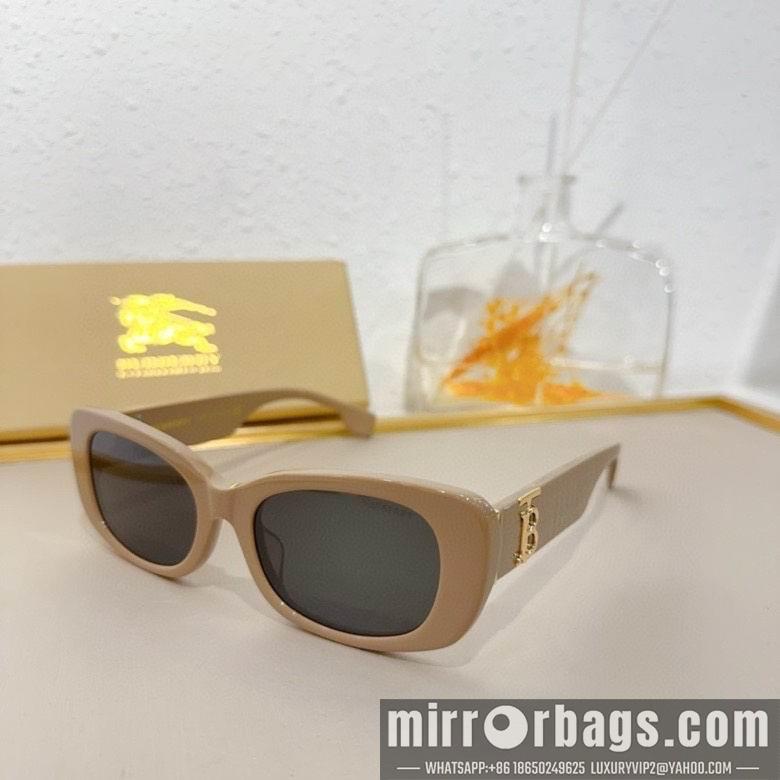 Burberry Glasses 010202