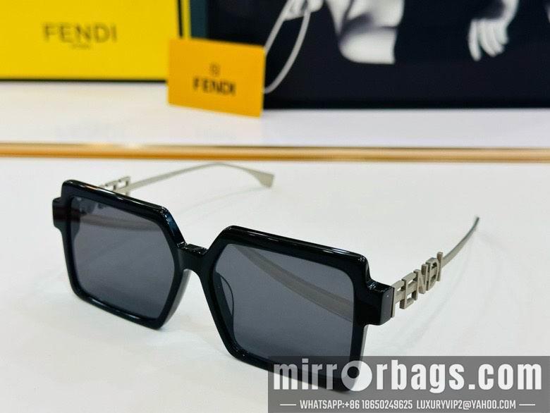 Fendi Glasses smx114