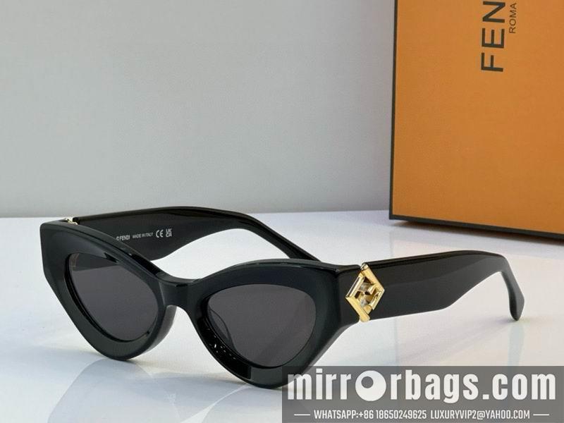 Fendi Glasses smh81