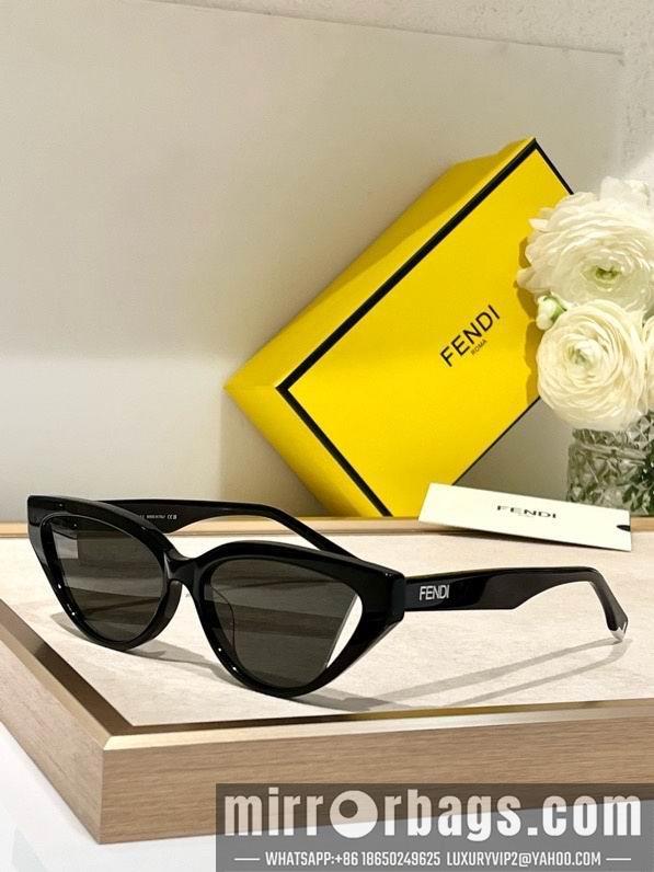 Fendi Glasses smx68