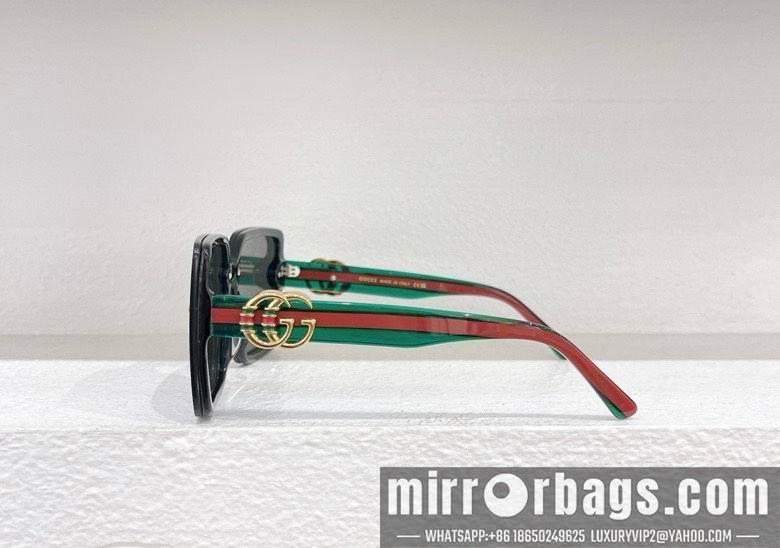 Gucci Glasses smx101