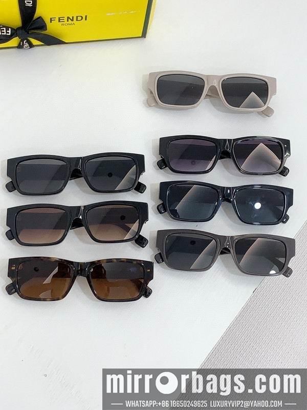 Fendi Glasses smh80