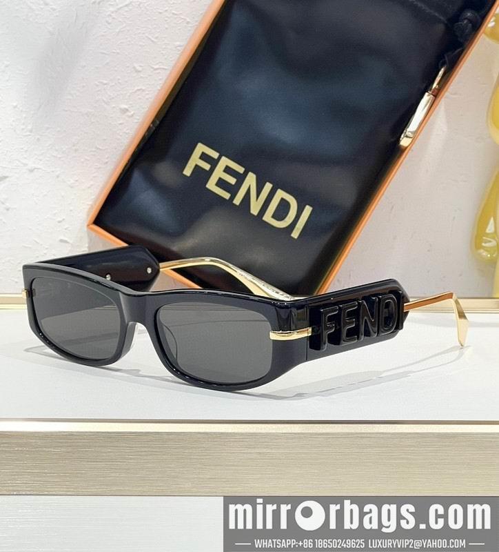 Fendi Glasses smh115
