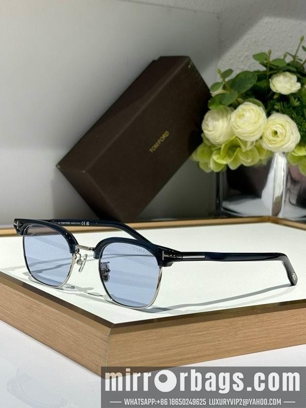 Tom Ford Glasses smx162