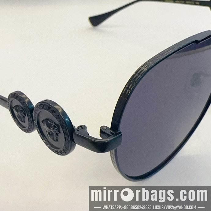 Versace Glaases smx153