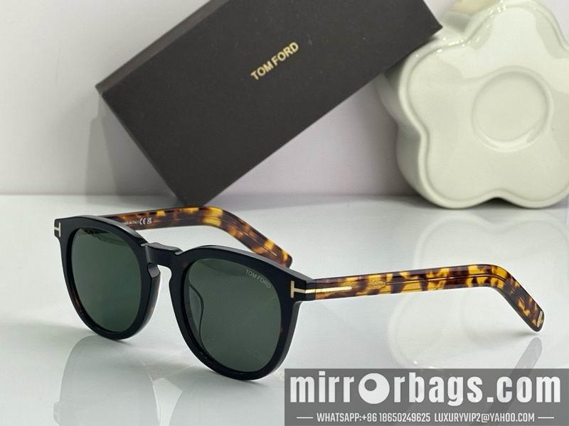 Tom Ford Glasses smx101