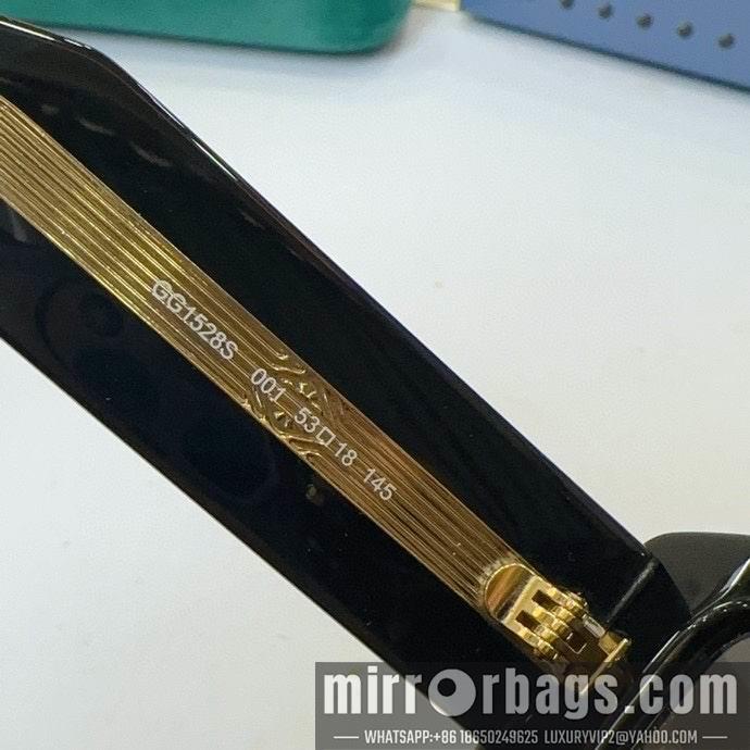 Gucci Glasses smr28