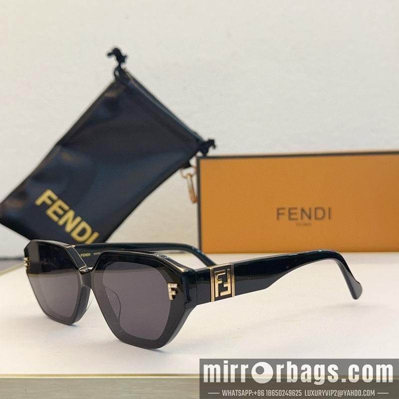 Fendi Glasses smx141