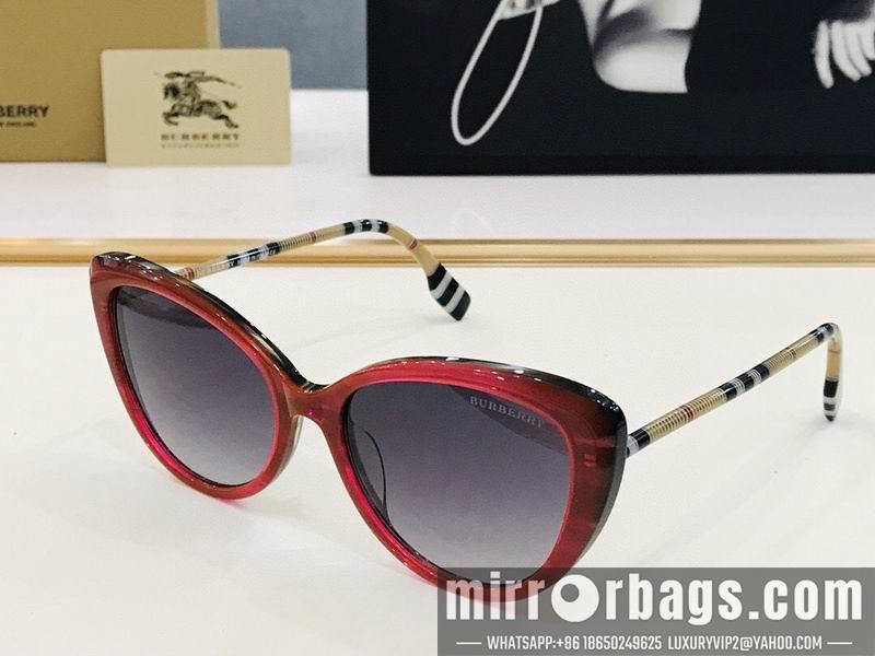 Burberry Glasses smx21