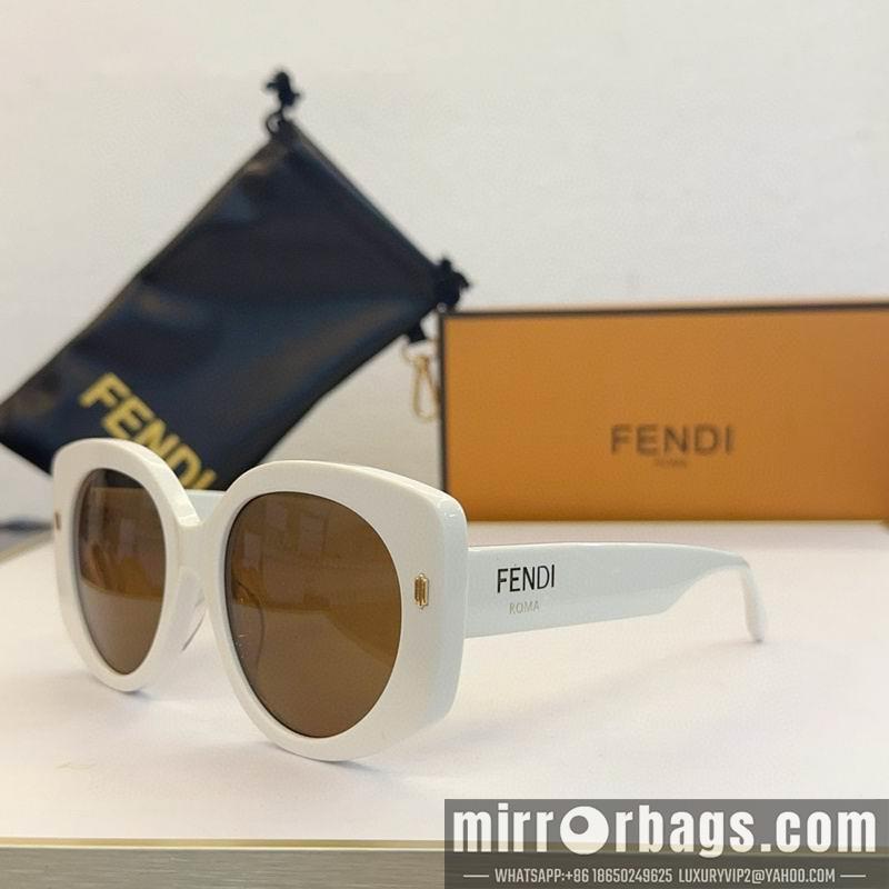 Fendi Glasses smx150